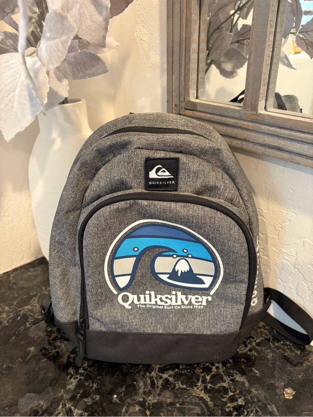 Quiksilver kids Gray and Blue Logo Backpack